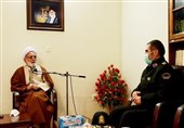 نماینده ولی فقیه در استان مرکزی: رفتار پلیس ایران در مناسبات اجتماعی،‌ حکیمانه و خردمندانه است