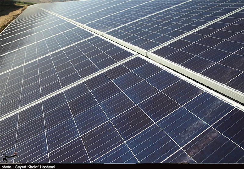 بهره‌برداری از 3 نیروگاه خورشیدی تجمیعی در آران و بیدگل
