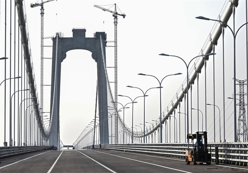 چین اولین پل معلق ریلی و جاده‌ای جهان را افتتاح کرد