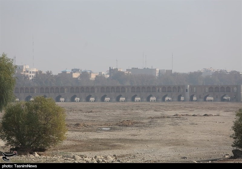 علت آلودگی هوا در اصفهان چیست؟