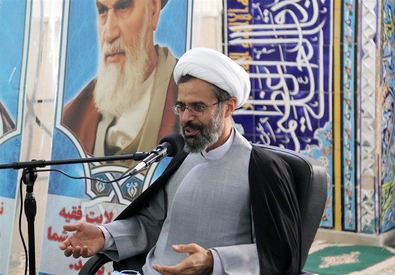 امام جمعه بجنورد: آمریکا حق ندارد برای ایران بزرگ و مقتدر &quot;شرط&quot; بگذارد