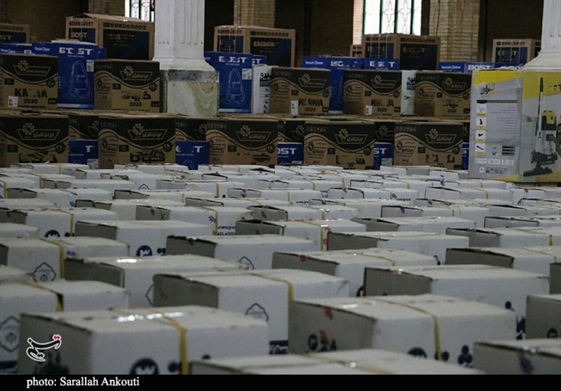 2500 سری لوازم خانگی اهدایی ارتش و کمیته امداد در استان کرمان توزیع شد + تصاویر
