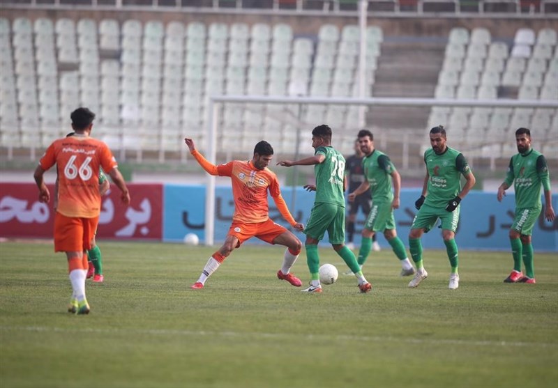 لیگ برتر فوتبال| یک نیمه بدون گل برای ماشین‌سازی و نفت