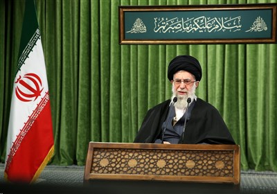  امام خامنه‌ای: پرستار فرشته‌ی رحمت بیمار است/ تأکید بر لزوم اجرای قانون تعرفه‌گذاری خدمات پرستاری 