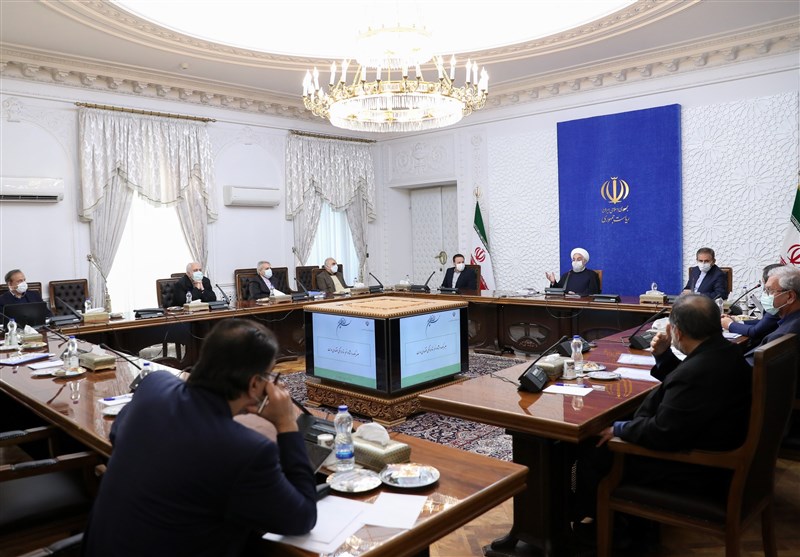 نشست ستاد اقتصادی دولت با حضور روحانی تشکیل شد