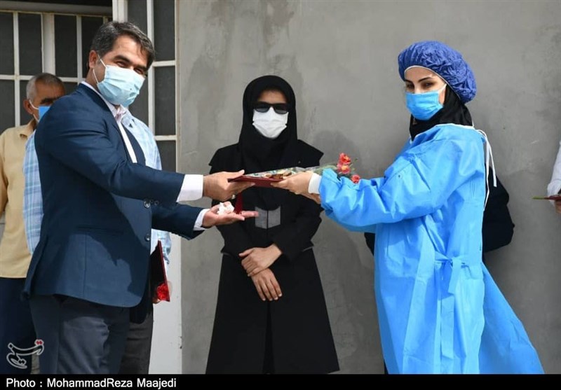 تجلیل از پرستاران و مدافعان سلامت در پارسیان به روایت تصویر
