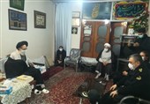 فرمانده نیروی انتظامی با نماینده ولی فقیه در ورامین دیدار کرد