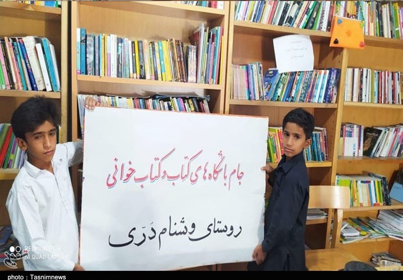 روایتی از یک کتابخانه روستایی در بلوچستان/ &quot;عبدالقادر بلوچ &quot; ظرفیت جدید ترویج کتاب‌خوانی در مناطق محروم+ تصاویر