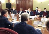 Tehran, Moscow Share Views on How to Stabilize Global Oil Market