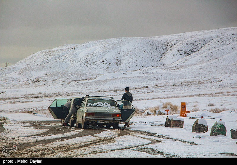 برف و کولاک در مناطق کوهستانی گلستان / محور توسکستان به سمنان و زیارت مسدود شد