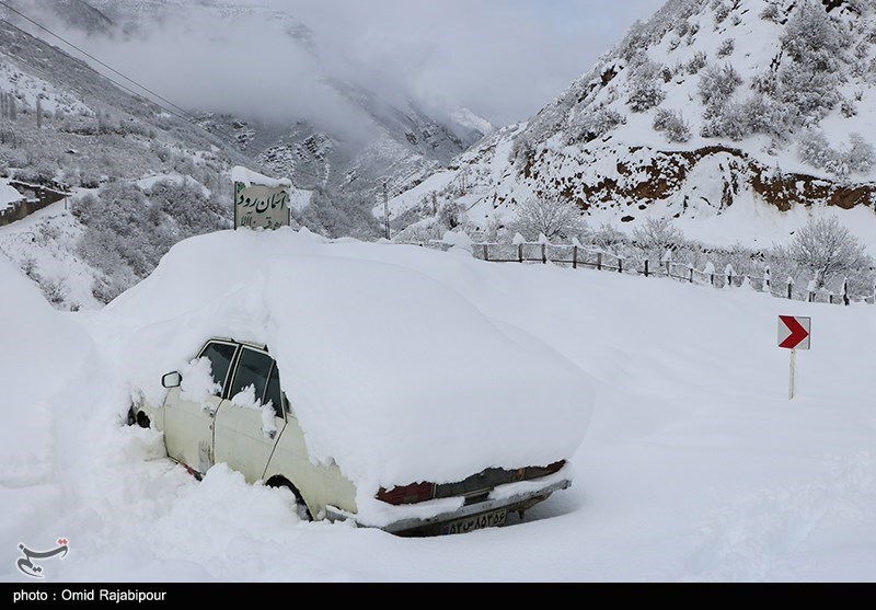 هواشناسی ایران 99/10/7| تداوم بارش برف و باران در 9 استان/ افزایش آلودگی هوا در کلان شهرها