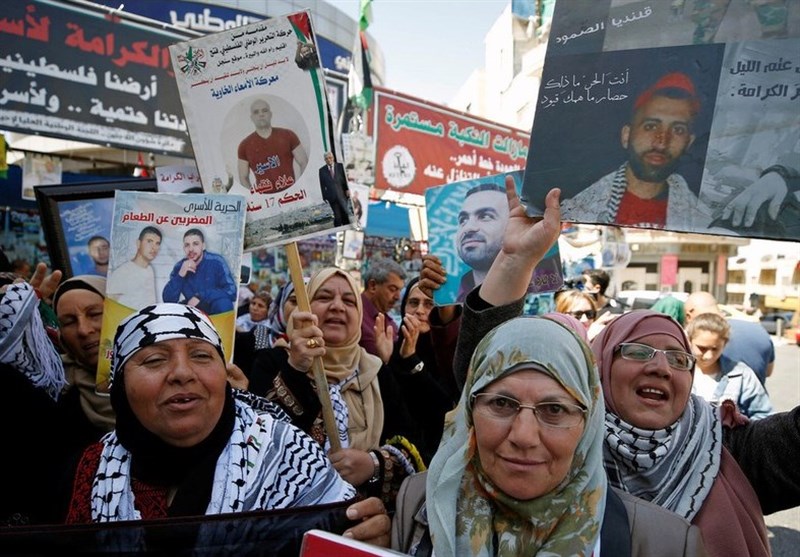 Rights Activists Slam Israel for Postponing Vaccination of Palestinian Prisoners