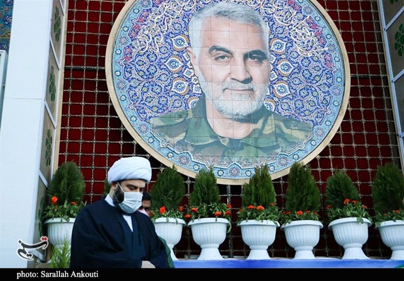 رئیس سازمان تبلیغات اسلامی به مقام شامخ شهید سلیمانی ادای احترام کرد + تصاویر