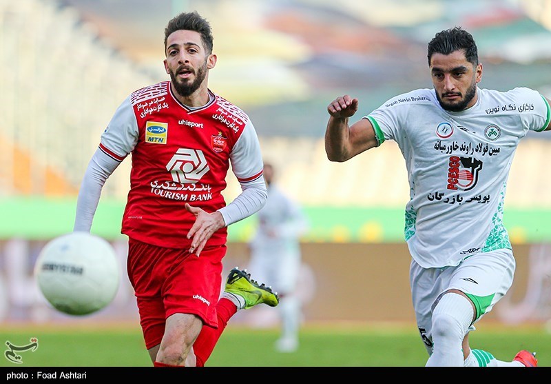 Zob Ahan Scores Late to Share Points with Persepolis
