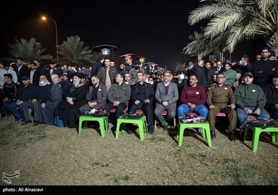  Iraqis Keep Vigil in Commemoration of Gen. Soleimani, Al-Muhandis