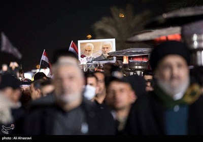 Iraqis Keep Vigil in Commemoration of Gen. Soleimani, Al-Muhandis