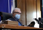 وزیر بهداشت در اراک: پیشگیری از مرگومیر مادران و کودکان از دغدغههای مهم وزارتخانه است