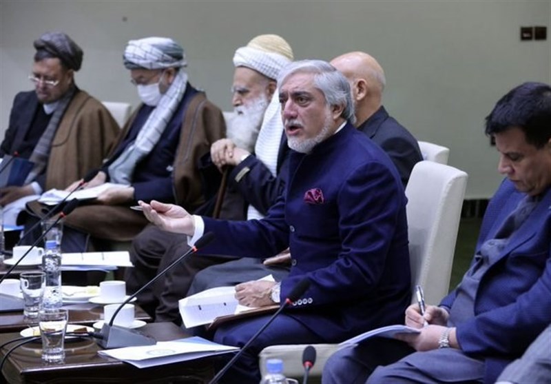 عبدالله: تیم افغانستان از صلاحیت کامل در مذاکره با طالبان برخوردار است