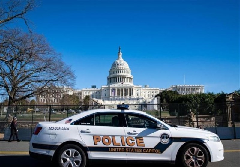 2 Capitol Police Officers Suspended, 10 Under Investigation for Siding with Pro-Trump Rioters