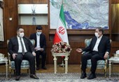 جهانگیری: اخراج نظامیان آمریکا موجب ثبات و امنیت در منطقه میشود