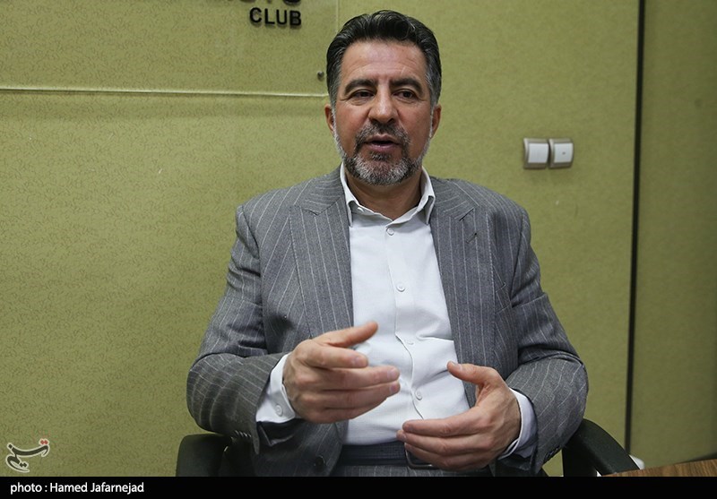 حسین کیوانی استاد ویروس شناسی پزشکی دانشگاه علوم پزشکی ایران
