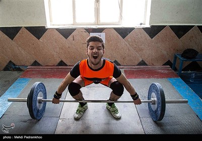 مسابقات لیگ برتر وزنه برداری جوانان در اهواز