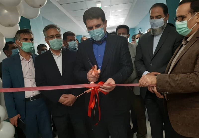 3 پروژه بهداشتی و درمانی و بزرگترین واحد تولید ماسک پزشکی در جیرفت افتتاح شد
