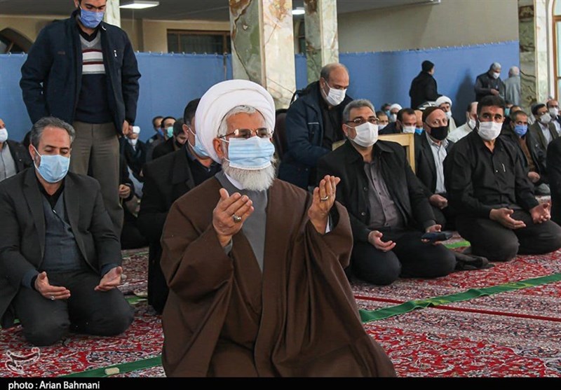 رعایت کامل پروتکل‌های بهداشتی در نماز جمعه زنجان + تصاویر