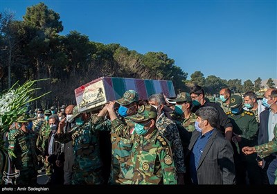 آیین تشییع و خاکسپاری پیکر مطهر شهید گمنام-فارس