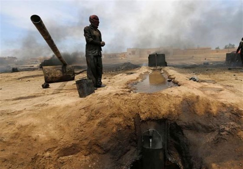 کشف و انهدام انبار بزرگ سوخت داعش در غرب عراق