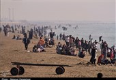 ازدحام جمعیت در سواحل بندرعباس / به میهمانی کرونا خوش آمدید+تصاویر