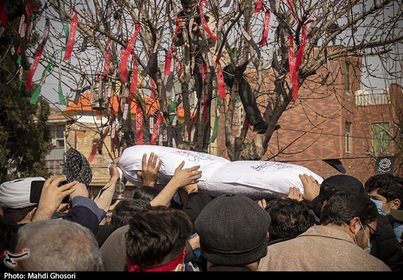مراسم تدفین پیکر مطهر شهید گمنام به روایت تصویر