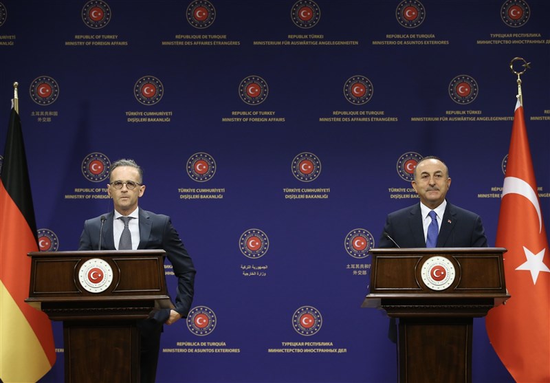 جنجال بر سر اظهارات چاووش اوغلو درباره امنیت کرونایی توریست‌ها در ترکیه