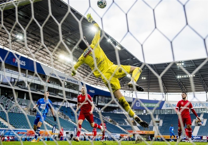 Two Iranian Goalkeepers Nominated for AFC International Player of Week