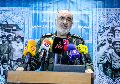 IRGC Chief Warns Enemies against Miscalculation