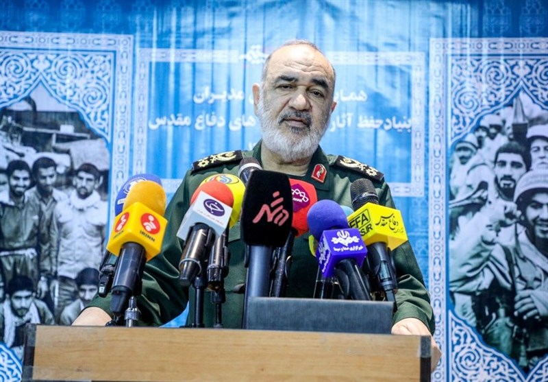 IRGC Chief Warns Enemies against Miscalculation