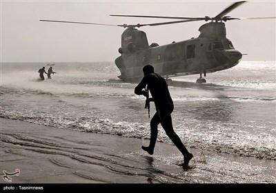  Iranian Army Holds War Game on Southeastern Coasts