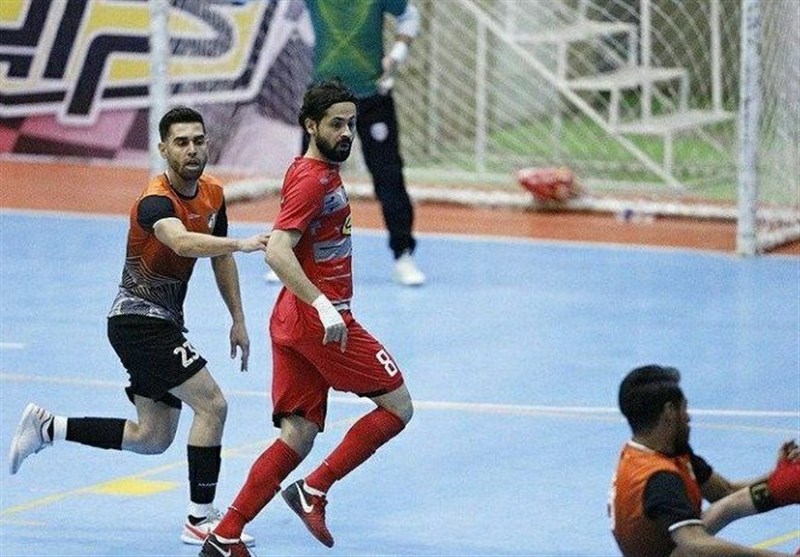 لیگ برتر فوتسال| جدال مردان تکنیکی قزوین و اصفهان برنده نداشت