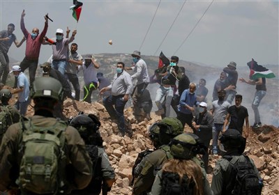 کرانه باختری|زخمی شدن ده‌ها فلسطینی در حمله نظامیان صهیونیست به قلقیلیه