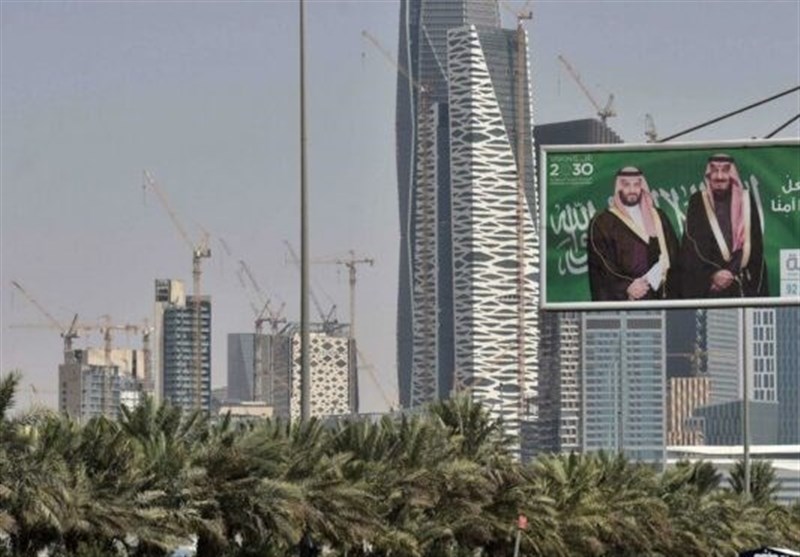 Blasts Heard in Riyadh As Saudi Arabia Claims Intercepting Yemeni Missiles