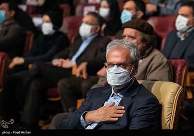 حضور علی ربیعی سخنگوی دولت در اختتامیه پنجمین دوره جایزه جهانی خشت طلایی تهران