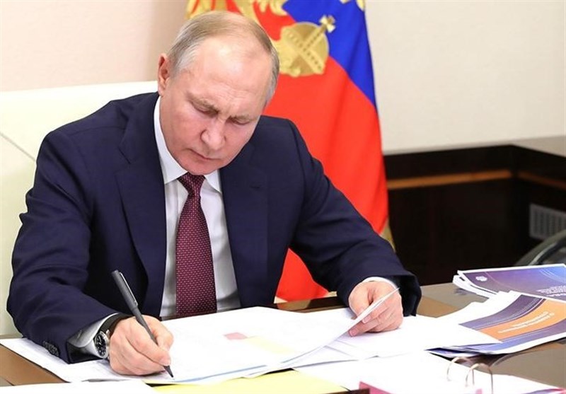 دستور پوتین به دولت روسیه برای اجرای برنامه مقابله با تحریم