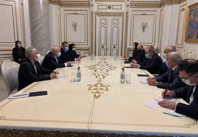 Iranian FM, Armenian PM Meet in Yerevan