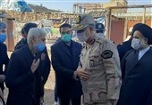 دیدار فرمانده مرزبانی ناجا با خانواده شهید &quot;اسدالهی&quot; در قزوین/ خون شهدا درخت تنومند انقلاب اسلامی را آبیاری می‌کند