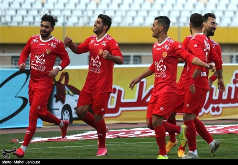 لیگ برتر فوتبال| برتری شهر خودرو و تساوی در دو دیدار دیگر در 45 دقیقه اول