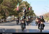 29فروردین متفاوت در کردستان؛ مراسم روز ارتش به‌صورت رژه موتوری برگزار شد