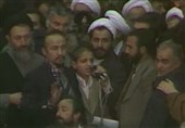 فیلم// قرآن خواندن &quot;محمد اصفهانی&quot; در یکی از ماندگارترین روزهای تاریخ ایران