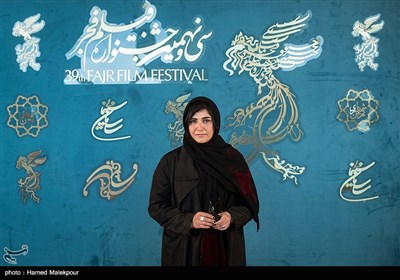 باران کوثری بازیگر فیلم بی همه چیز در سی و نهمین جشنواره فیلم فجر