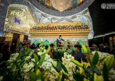  عراق| گُل‌آرایی مرقد مطهر امام علی(ع) در آستانه ولادت با سعادت حضرت زهرا(ع)+تصاویر 