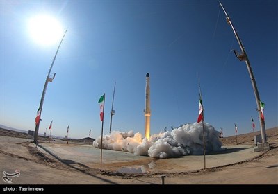ایران..اطلاق صاروخ ذو الجناح الناقل للقمر الصناعی بنجاح
